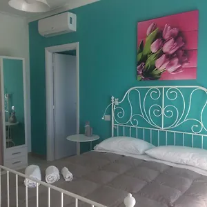 https://zefiro.it-romehotels.com